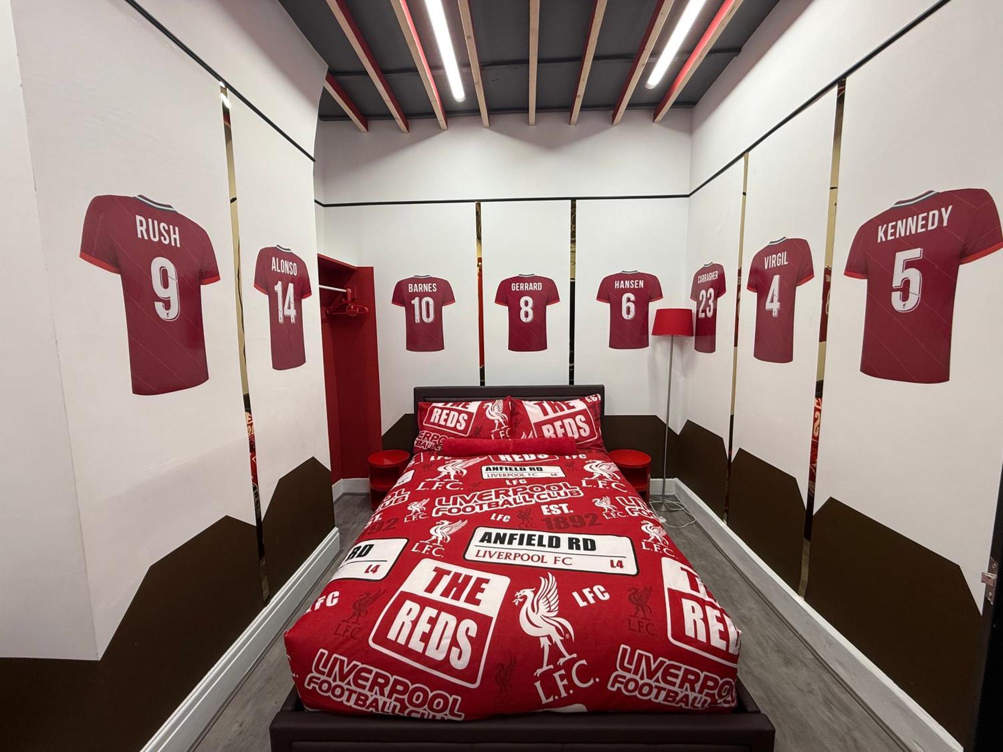 فيلا Anfield Abode - Entire Lfc Themed House ليفربول المظهر الخارجي الصورة